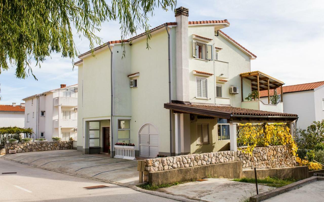 Apartments Luka Baška Exterior foto